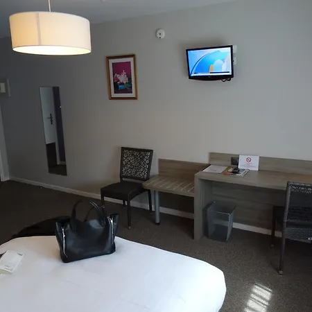 Hotel Prado Avec Parking - Proche Zenith 3*
