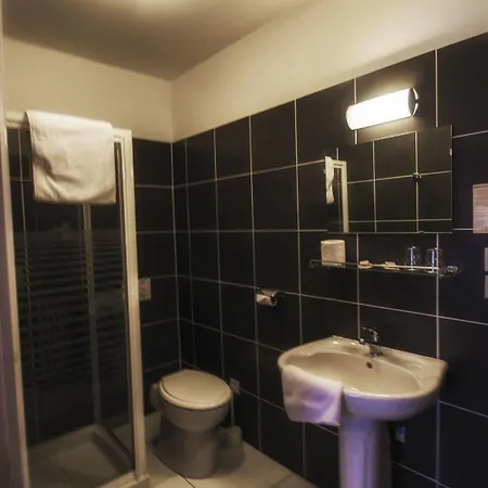 Hotel Prado Avec Parking - Proche Zenith