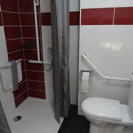 Prado Avec Parking - Proche Zenith 호텔 3*
