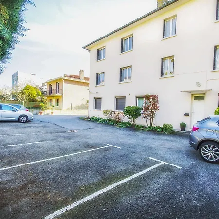 Prado Avec Parking - Proche Zenith